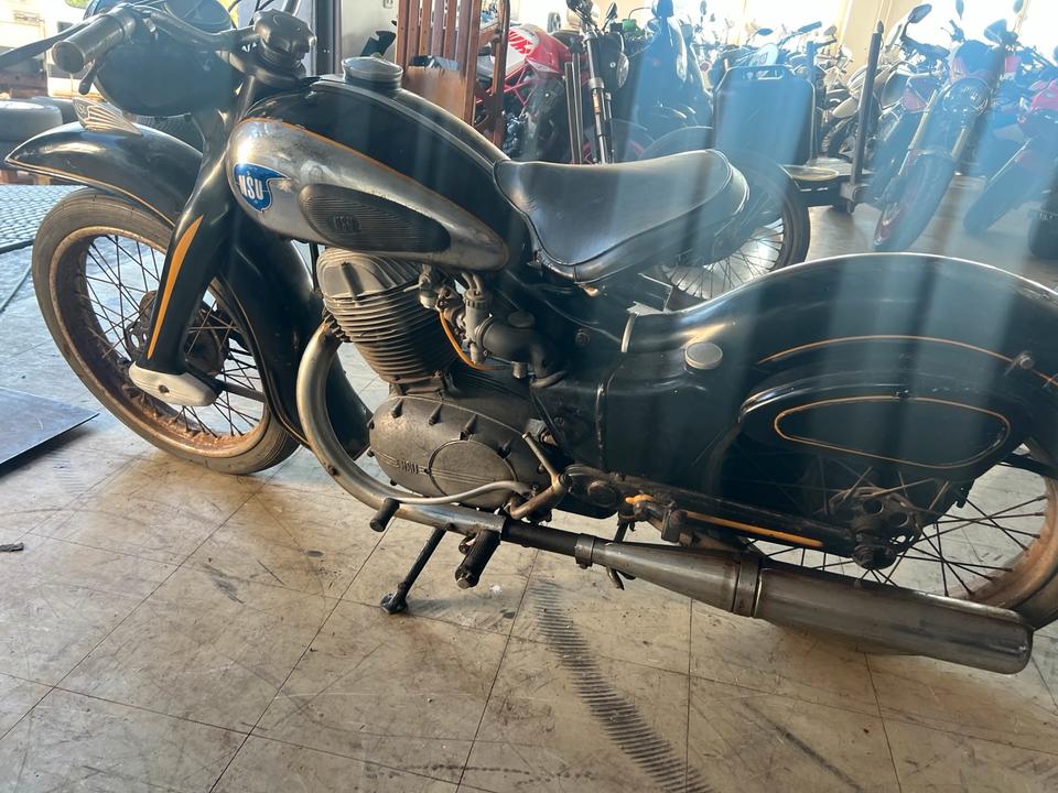 Nsu Max 250 Orginal Zustand zum restaurieren