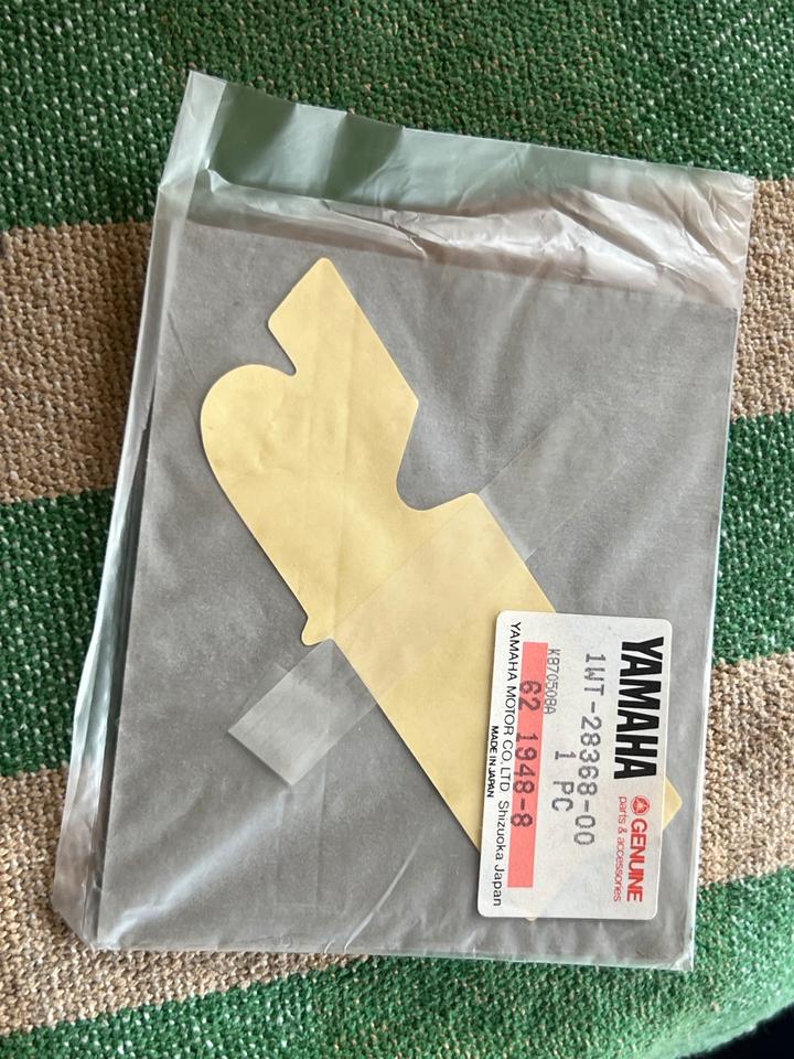 Yamaha RD 350 ypvs Aufkleber 1WT-28368-00