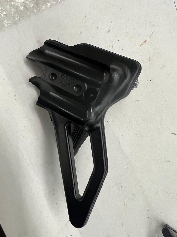 MV agusta Sozius raste mit Halter links neu 60€