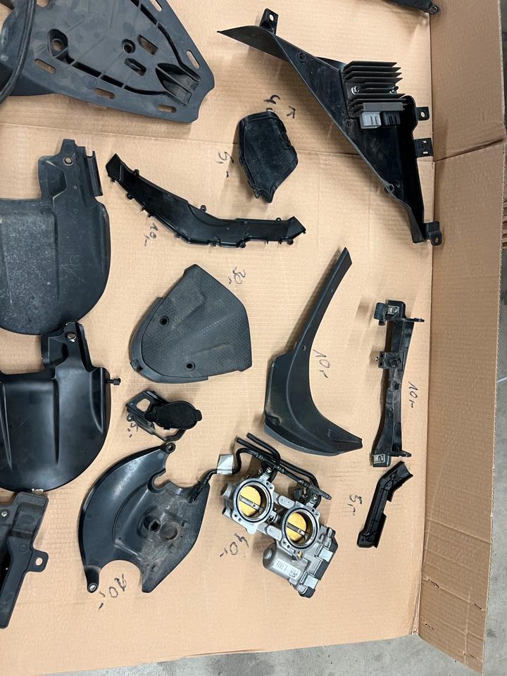 Aprilia rs 660 tuono 660 Verkleidungsteile ab 10€