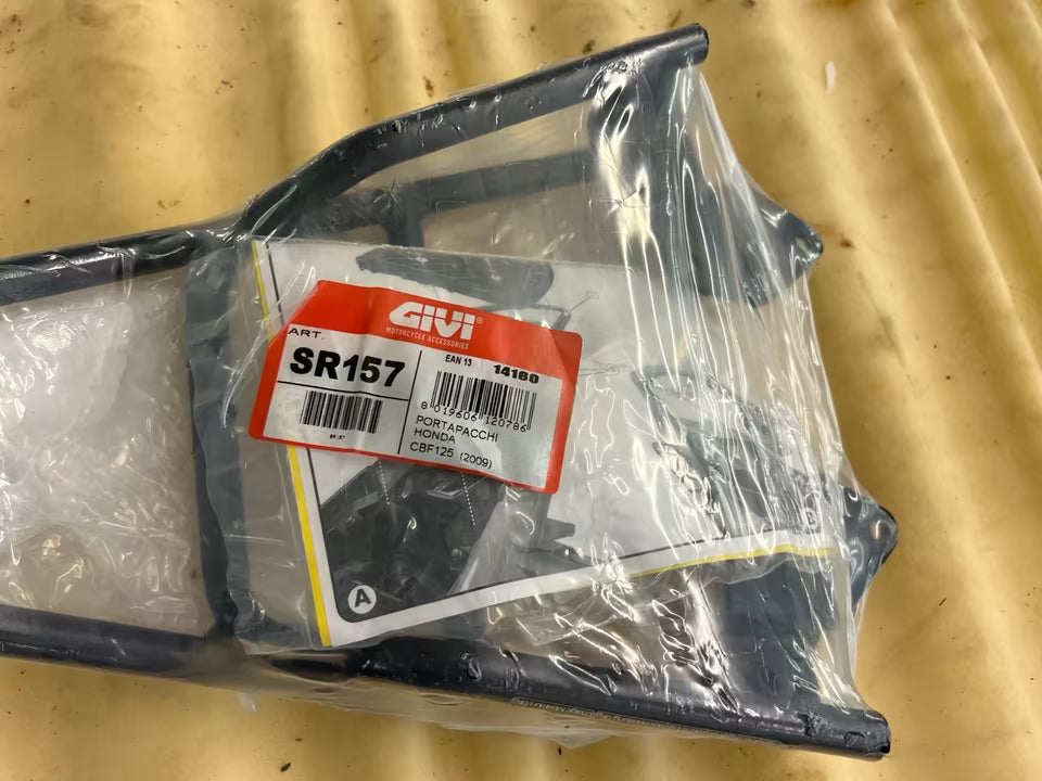 Givi SR157 Gepäckträger für Honda CBF 125 – neu