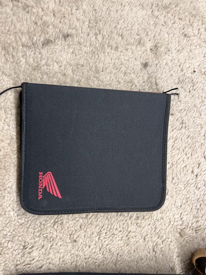 Honda CBR vfr Kundendienst Heft Tasche neu 15€