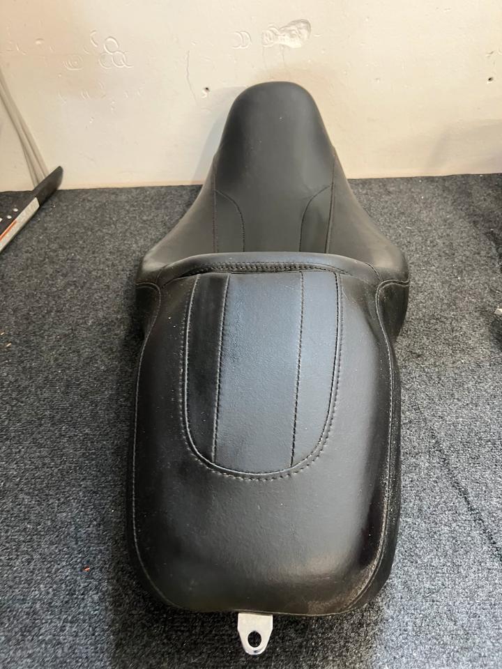 Harley-Davidson Street Glide Sitzbank 2018 - 24688
