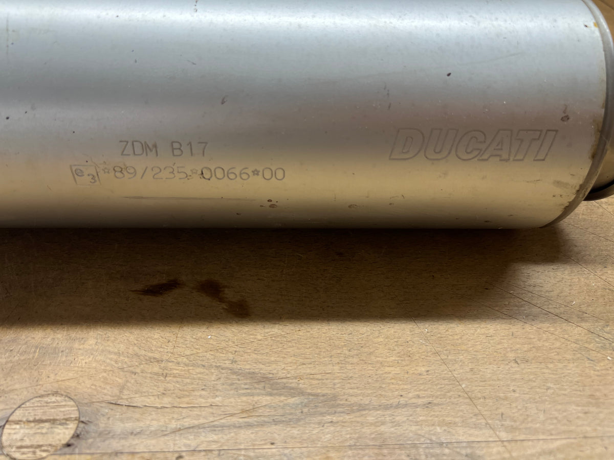 Ducati ST4 Auspuff Remus links