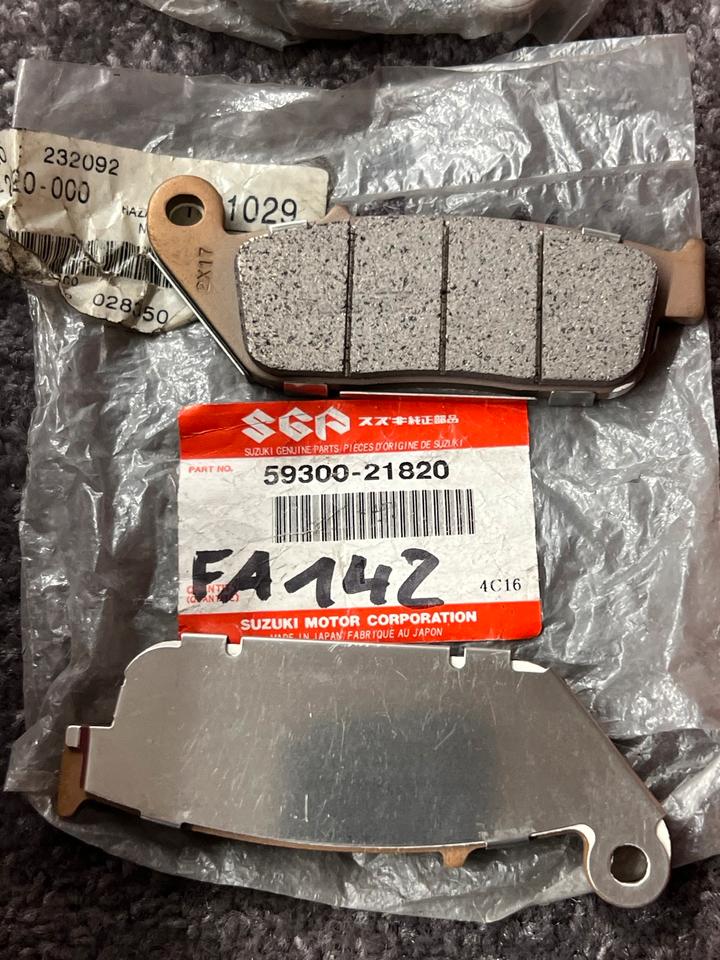 Suzuki RF 600 Bremsbeläge vorne 59300-21820