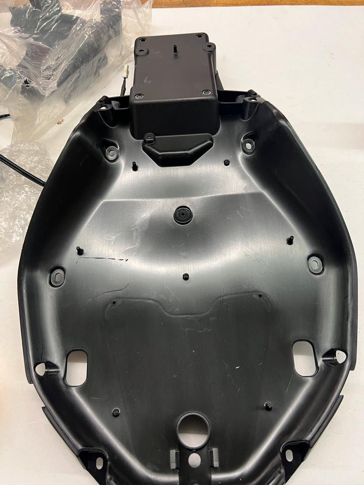 Adeckung mv agusta Batterie brutale 30€