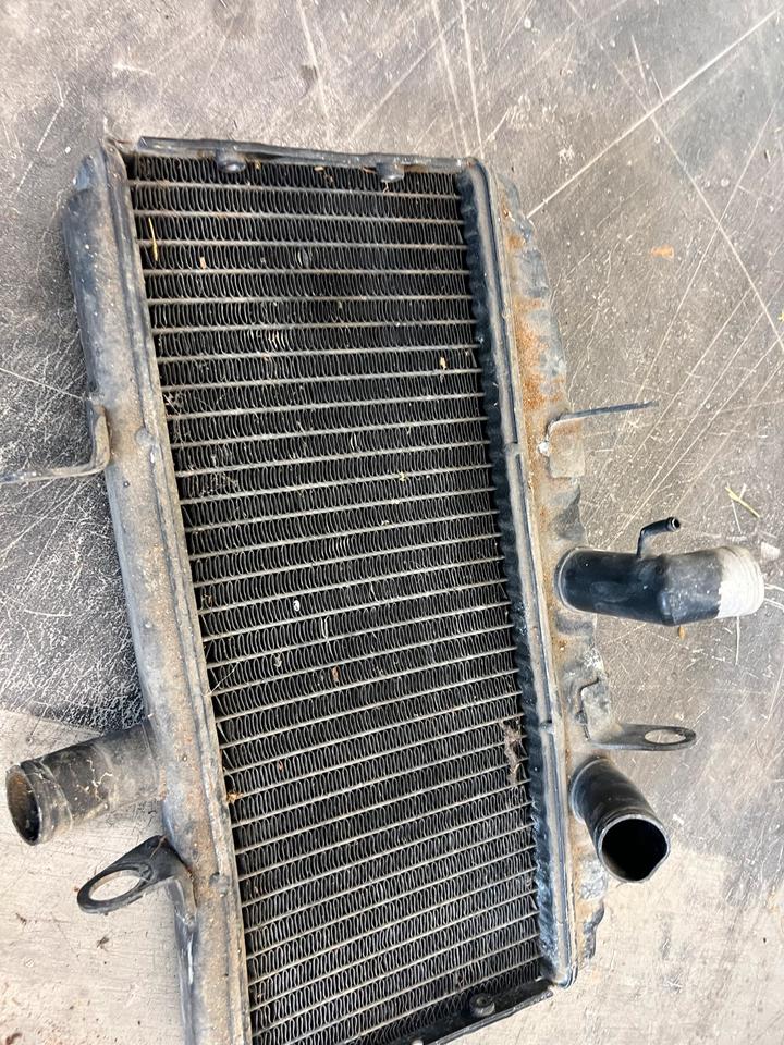 Suzuki GT 750 Wasserkühler 60€