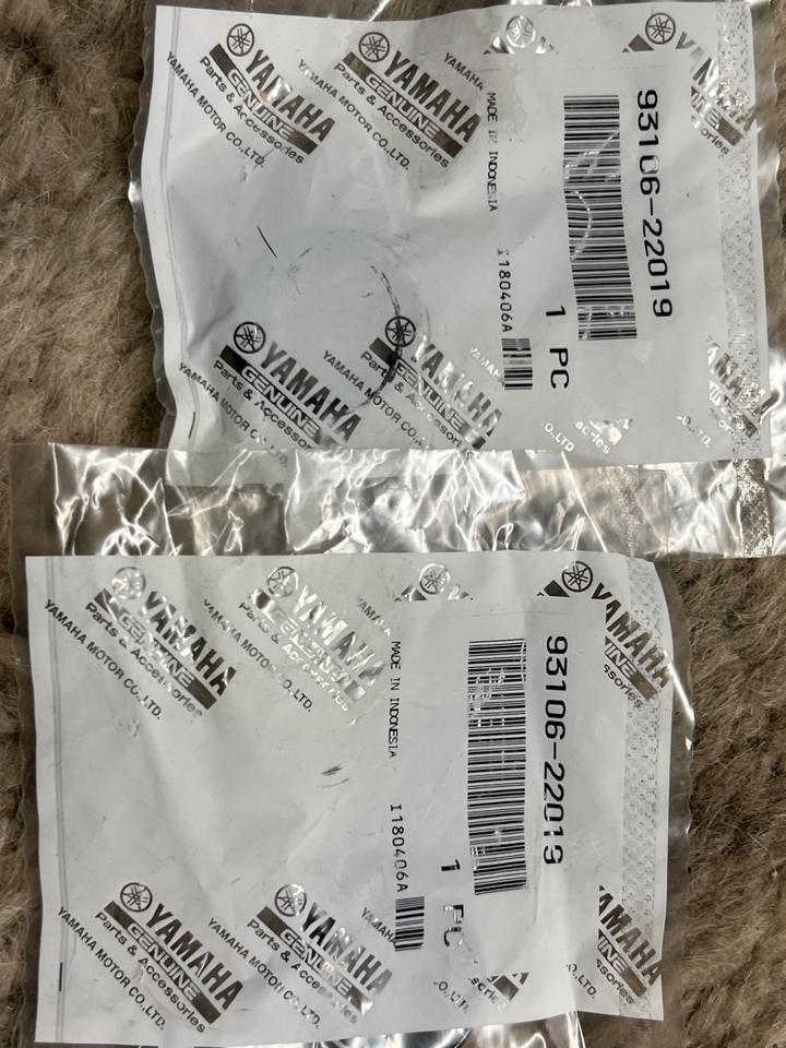 Yamaha DT 125 TDR 250 simmerring 93106-22019