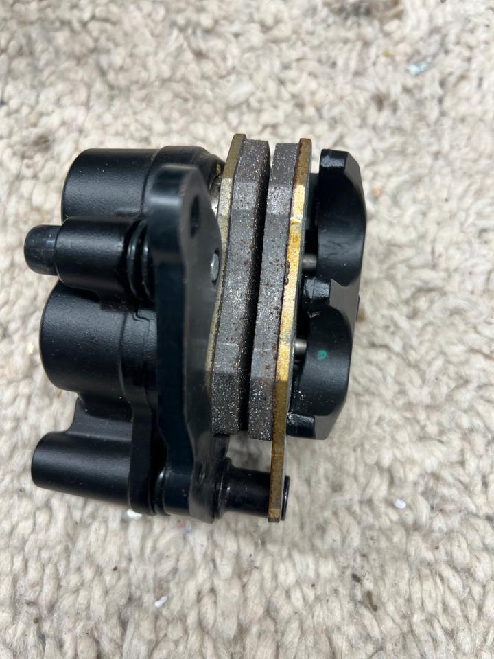 Vespa gts 300 Bremssattel bremszange neuwertig 92€