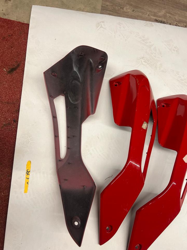 Moto Guzzi griso 1200 Verkleidungen links 978241 neu