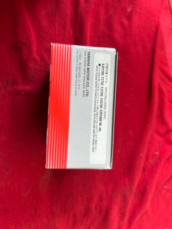Yamaha xjr 1200 fz 750 Ölfilter Orginal 1L9-13441-11 8€