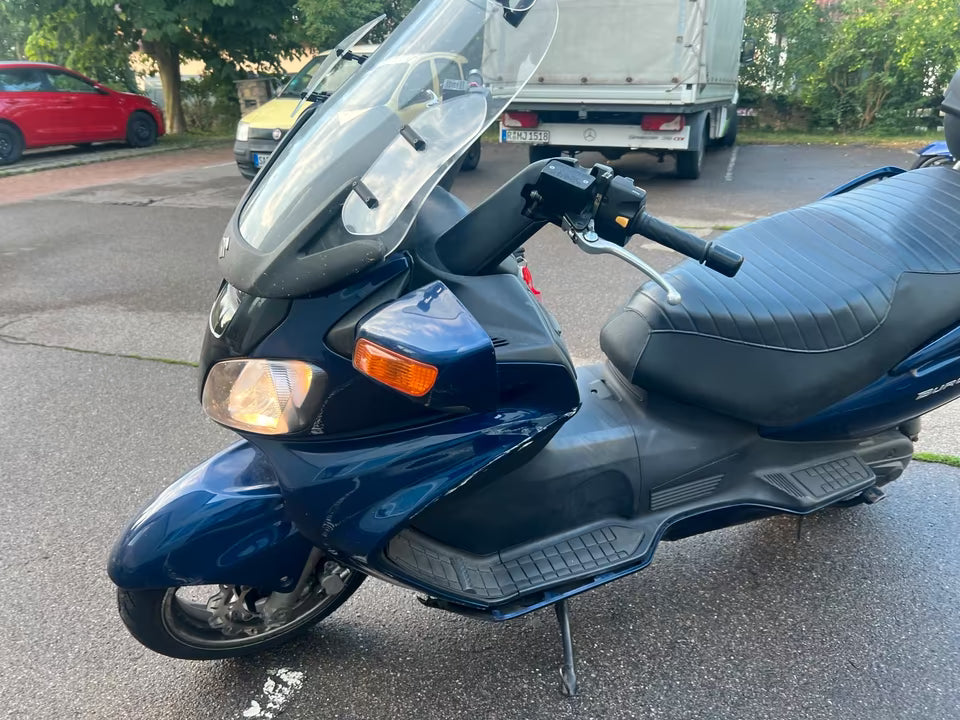 Suzuki Burgman AN 650
