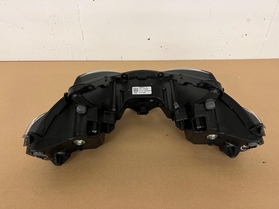 Scheinwerfer Aprilia rs 660 300€