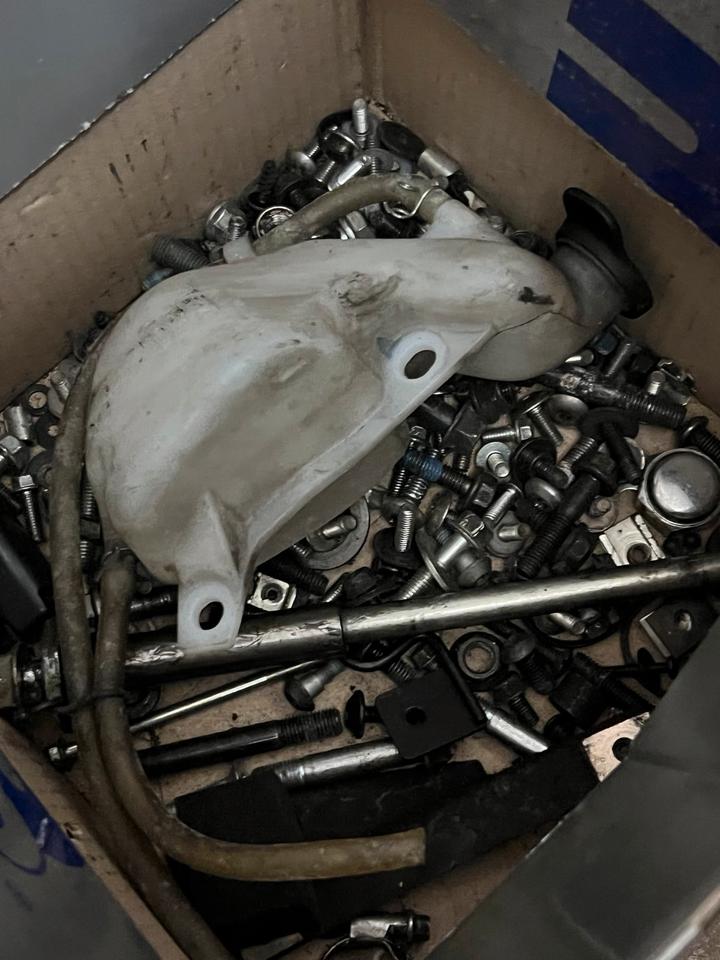 Yamaha yzf 125 teile schrauben alles 40€