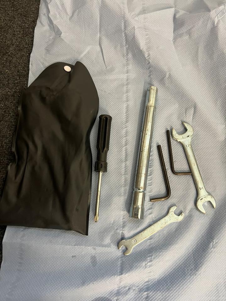 Yamaha T Max 500 bordwerkzeug neuwertig 20€
