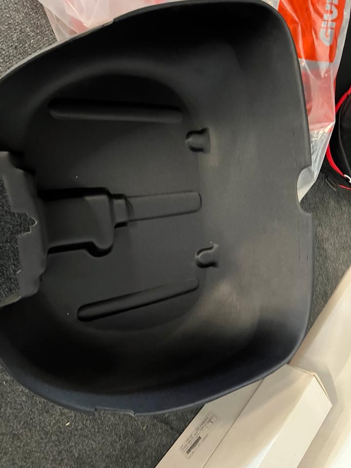 Givi Koffer E55 innenverkleidung neu E114