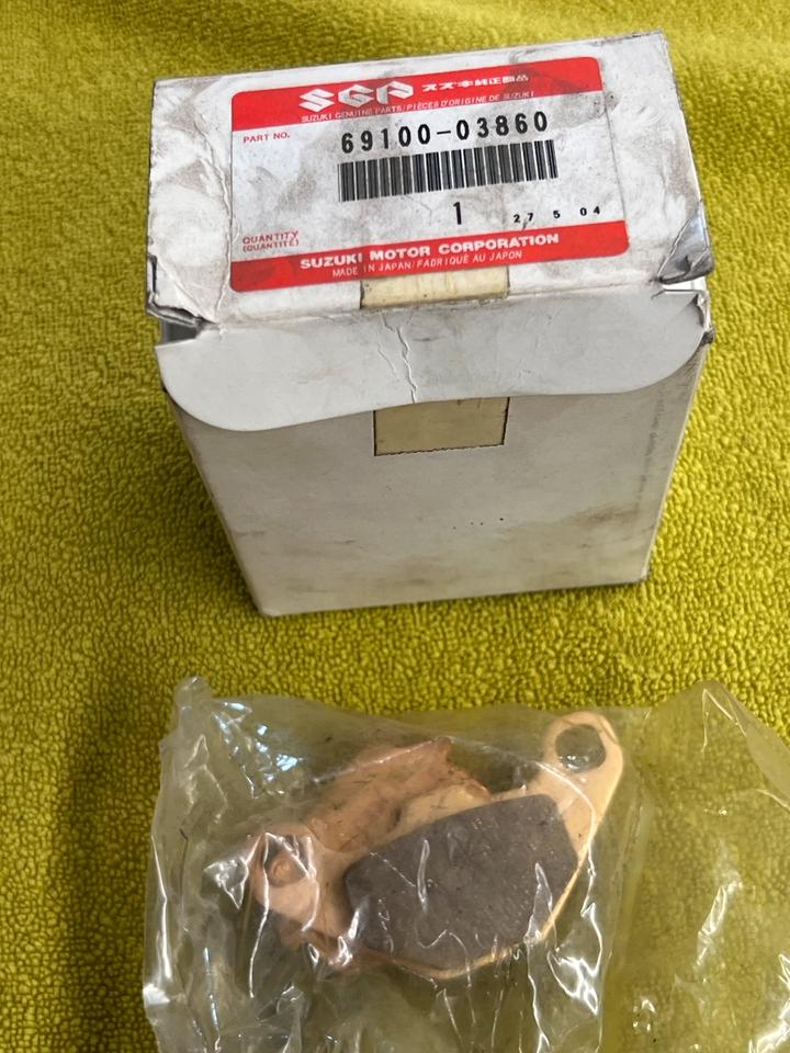 Suzuki LT500 Bremsbeläge 69100-03860 neu