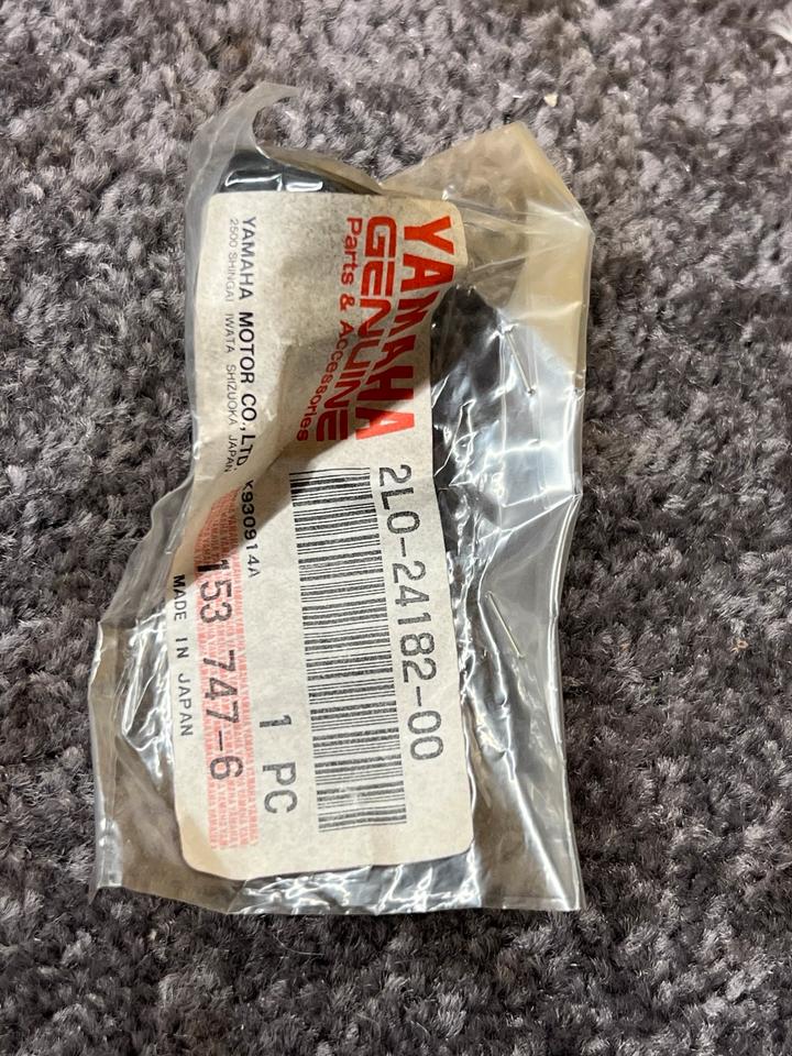 Yamaha xs 400 Gummi Tankauflage 2L0-24182-00 neu