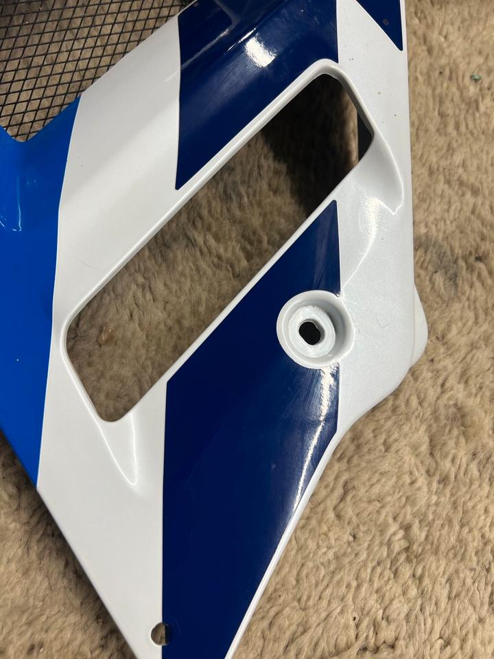 Suzuki gsxr 750 Verkleidung neu Suzuki 94441-17D0