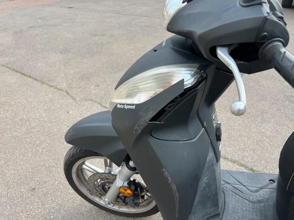 Honda SH 300 von 2007 1800€ Festpreis