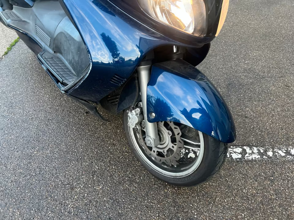 Suzuki Burgman AN 650