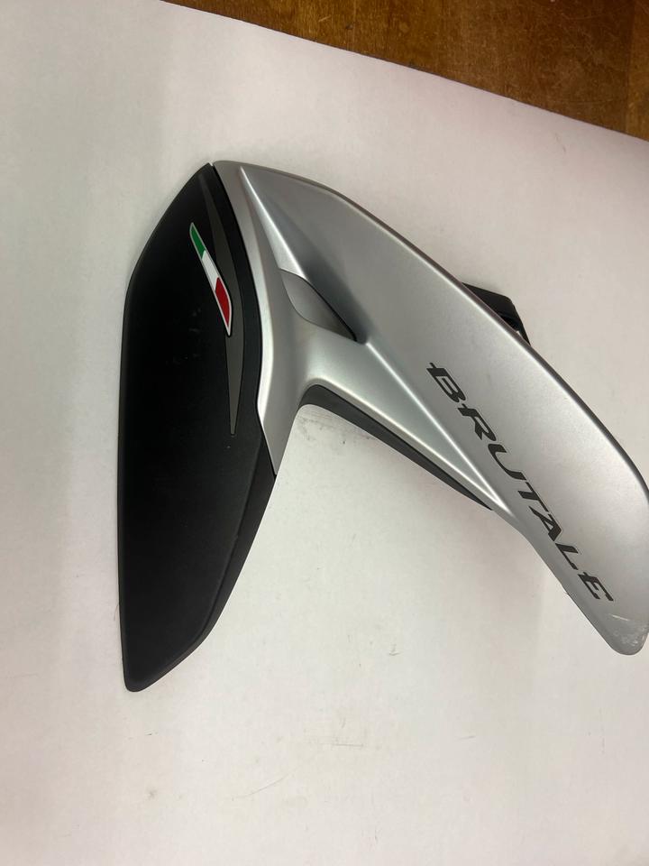 Seitenverkleidung mv brutale 800 8000C 2099 neu