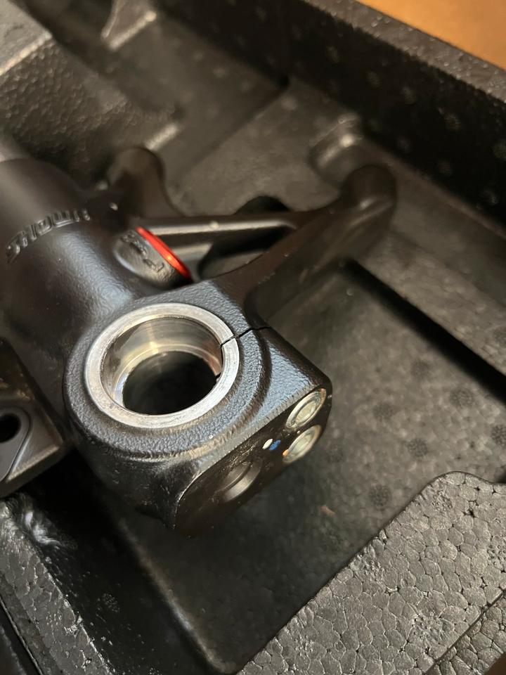 Ducati Panigale V4 Gabel komplett links rechts unfallfrei