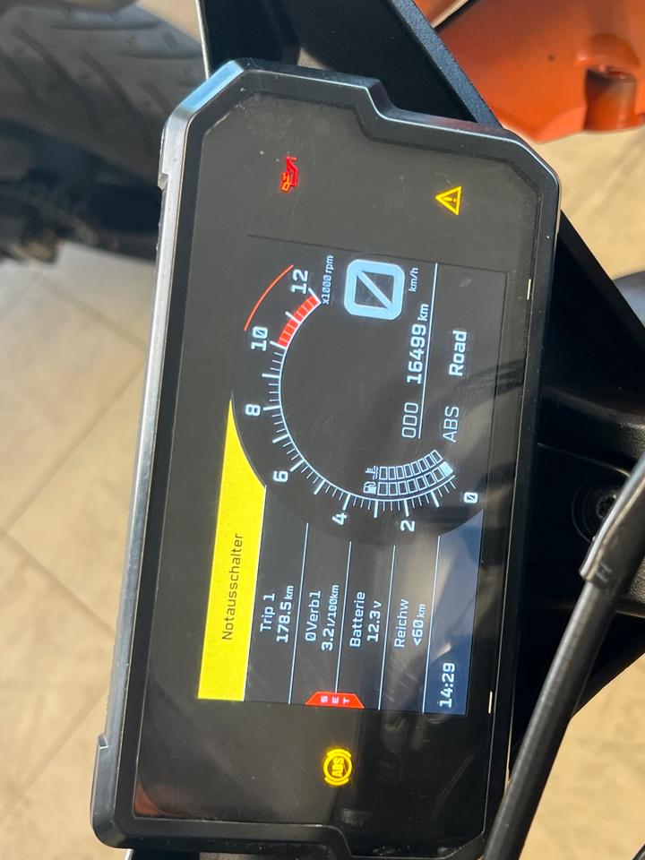 Ktm rc 125 Tacho ab 2022 220€