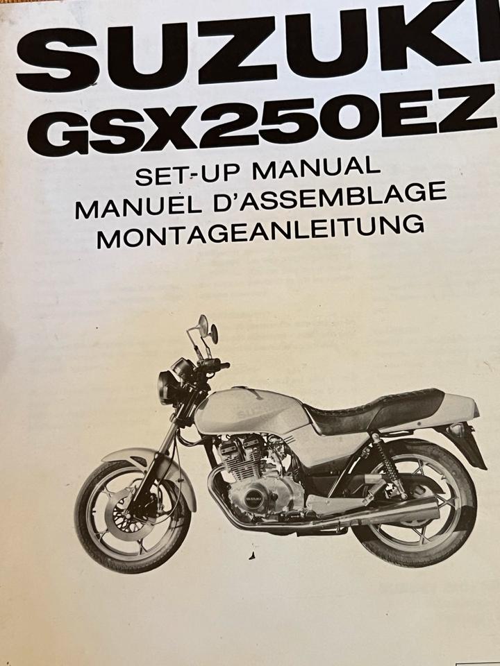 Suzuki GSX 250 Montage Anleitung Werkstatt Handbuch