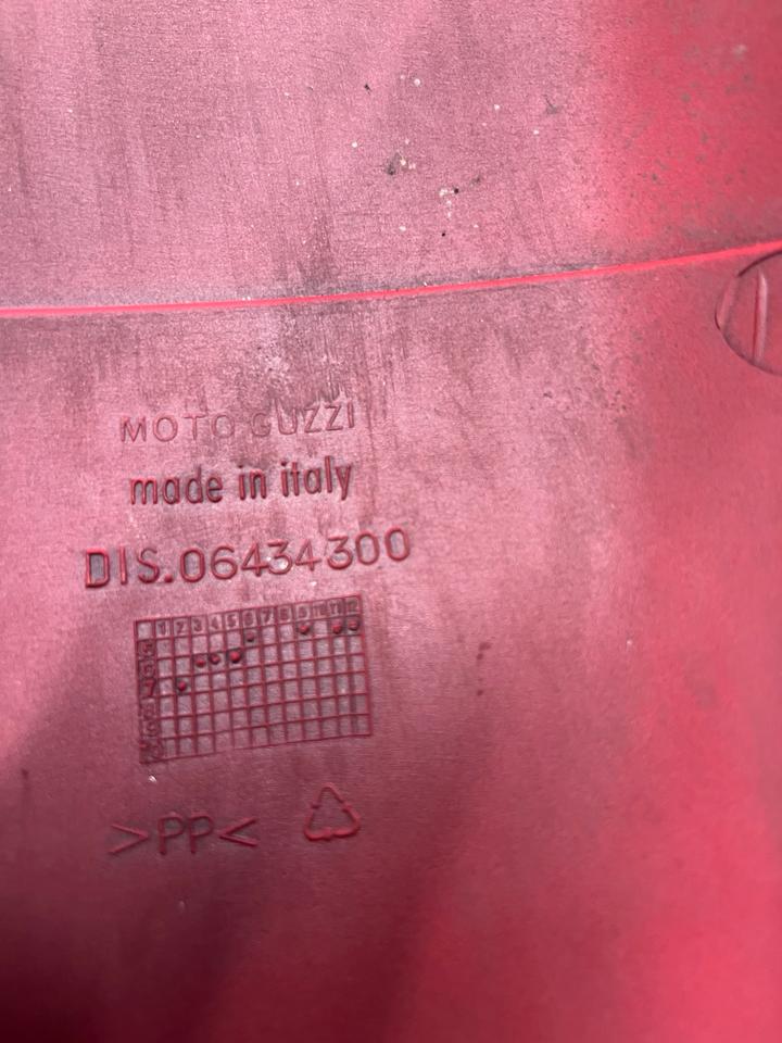 Moto Guzzi Griso Vorderer Kotflügel dis 06434300