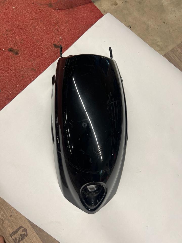 Triumph rocket 3 kotflügel hinten 100€