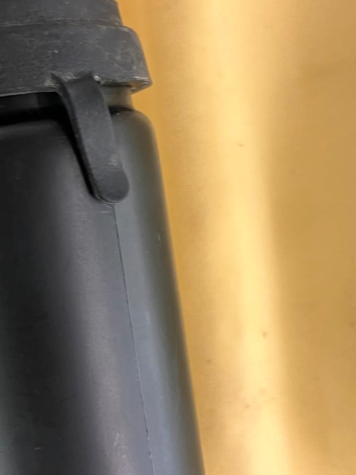 Suzuki DR 600 650 Werkzeugbox Werkzeugdose neu 20€