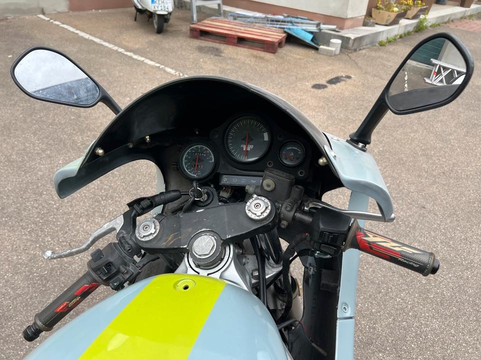 Aprilia RS 50 ideal für Bastler 900€