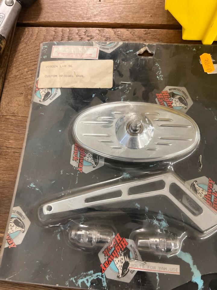 Spiegel Chrom Chopper von Highway Star links oder rechts 20€