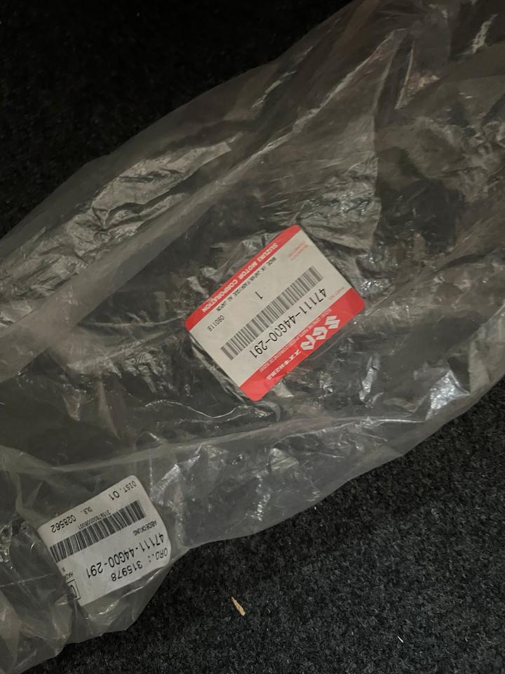 Suzuki gsr 600 Verkleidung 47111-44G00-291