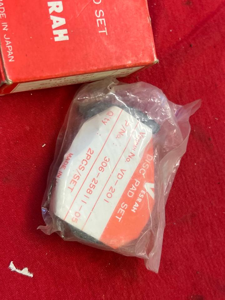 Yamaha TX 500 Bremsbeläge Vesrah VD 201 neu 18€