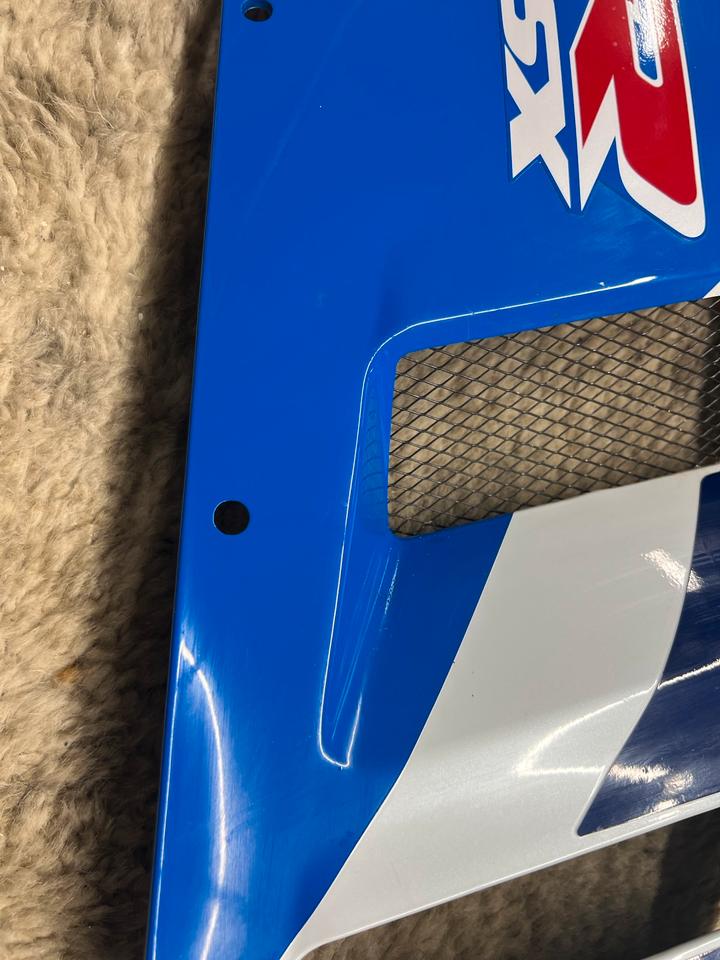 Suzuki gsxr 750 Verkleidung neu Suzuki 94441-17D0