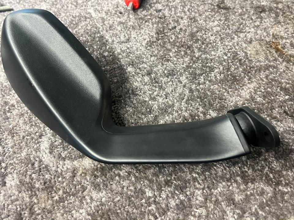Aprilia RS 125 Spiegel links 26€