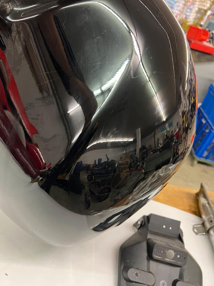 Honda CBR 1100XX Tank 250€