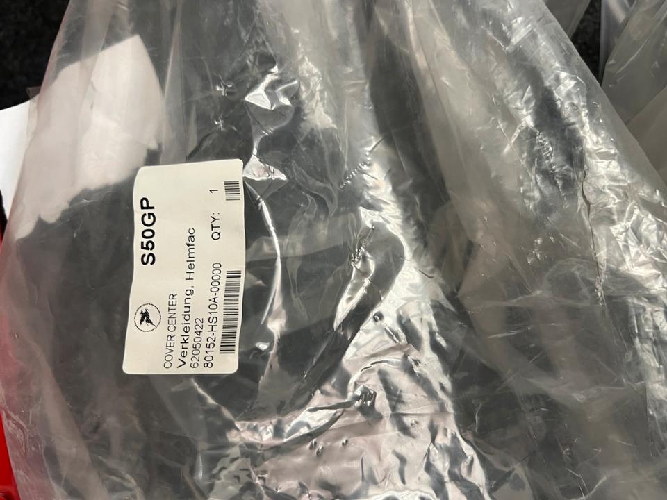 Pegasus S 50 GP Triumph Verkleidung helmfach neu 80152-HS10A-0000