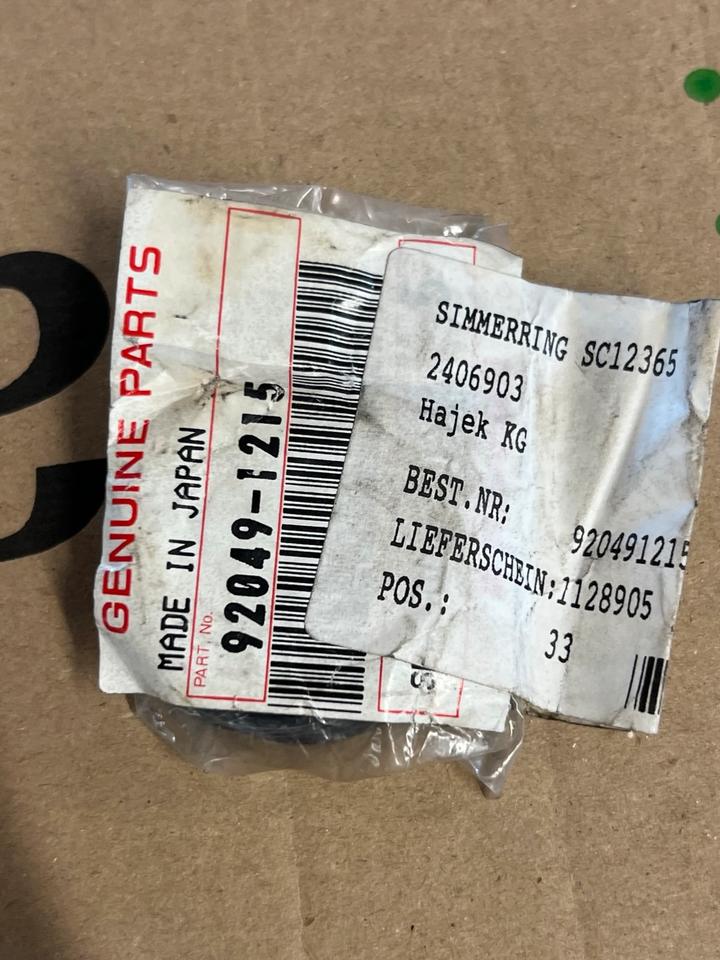 Kawasaki KLE 500 ER 5 simmerring Wasserpumpe 92049-1215