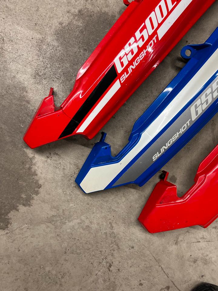 Suzuki GS 500 E Seitendeckel hinten rechts links je 50€