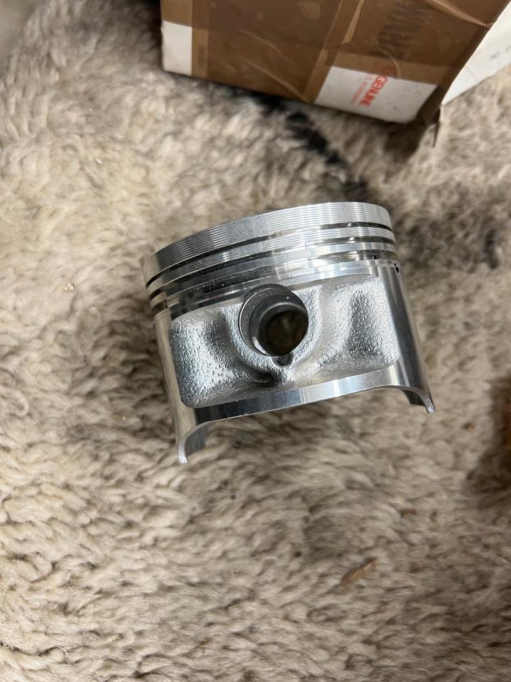 Yamaha XT 500 Kolben 583-11638-02 neu 70€