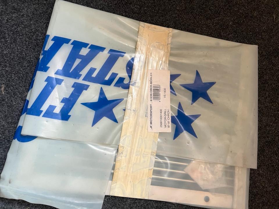 Suzuki VS 1400 kühlerverkleidunh neu