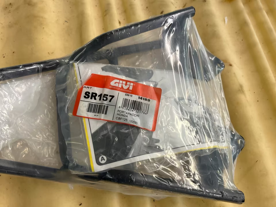 Givi SR157 Gepäckträger für Honda CBF 125 – neu