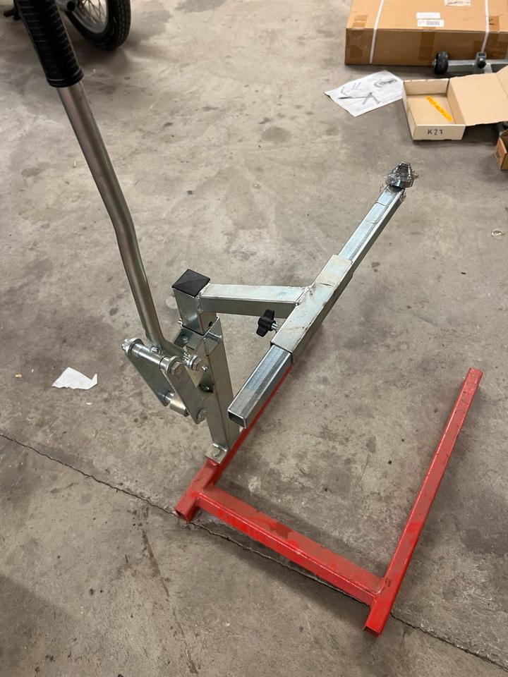Aufbock Ständer Motorrad vorne 60€