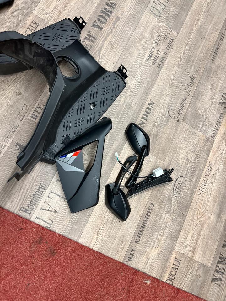 Peugeot speedfight 4 Verkleidung teile alles 50€