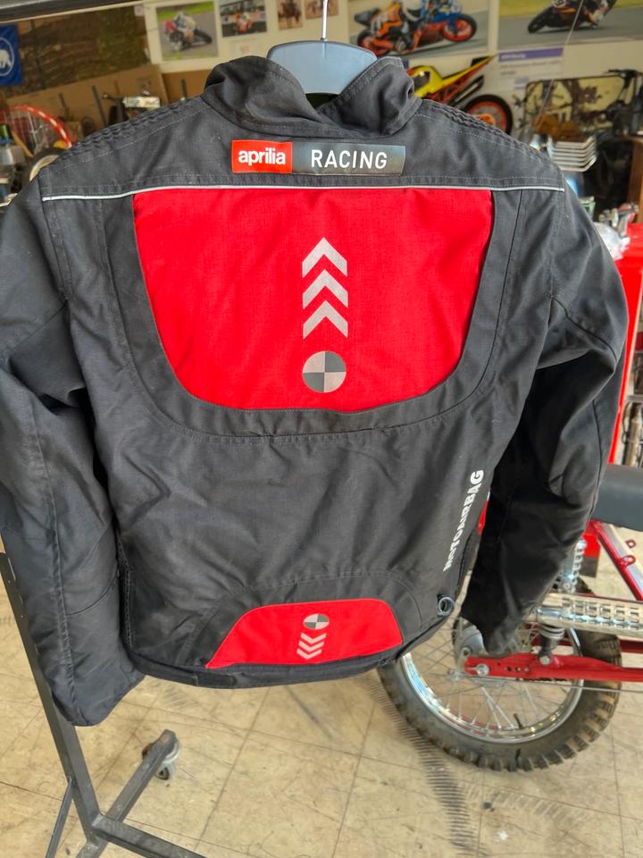 Aprilia Airbag Weste Jacke gr M neu 240€