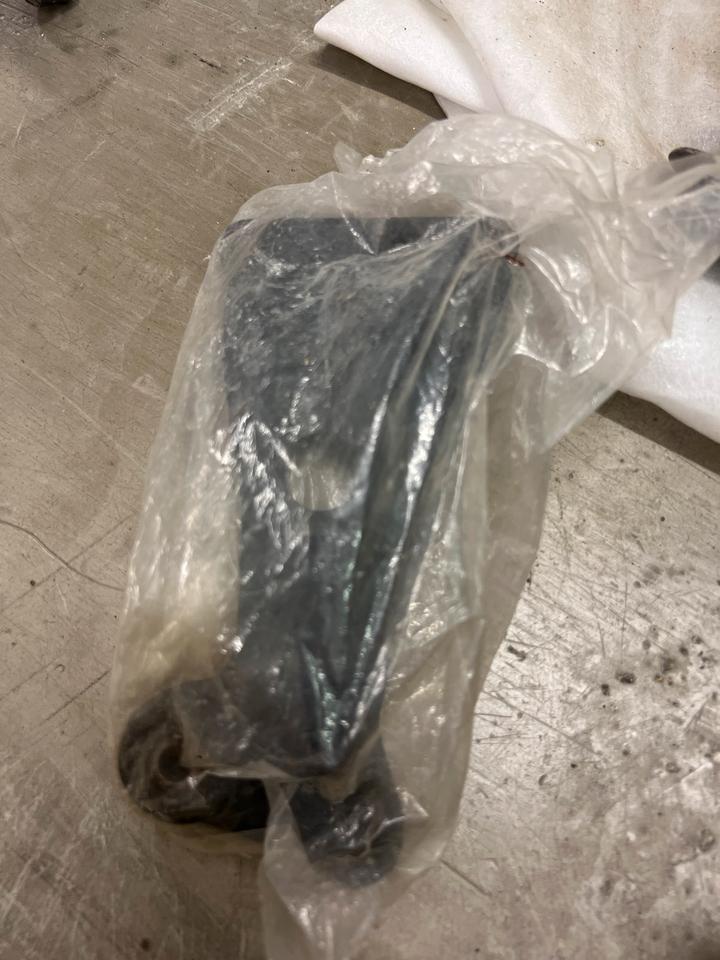 Suzuki GSXR 88-89 Fußrasten-Halter