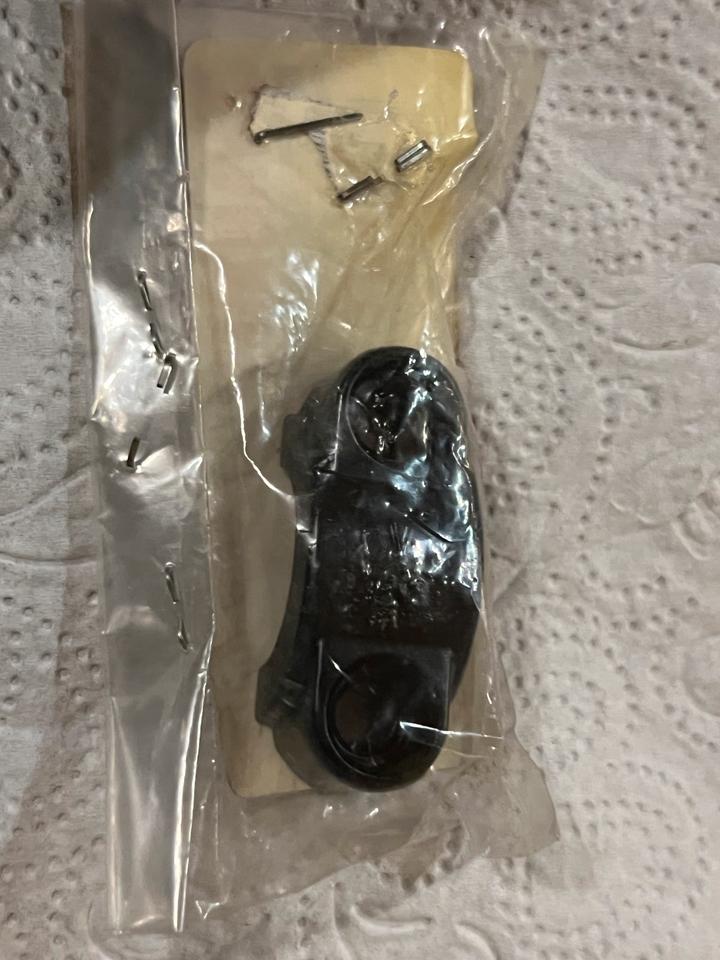 Yamaha BT 1100 FZ 8 FJR 1300 Halter bremspumpe. 5VS-25867-00